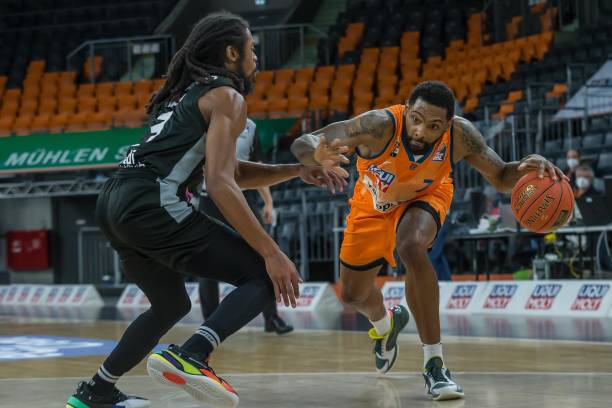 这场比赛的 这场比赛的