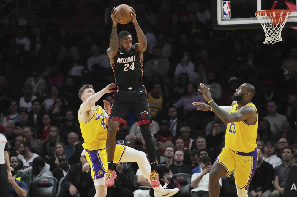 由新秀王丽 由新秀王丽